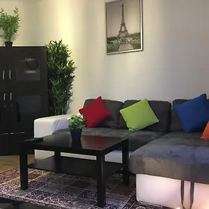 https://tour-eiffel-expo-parc-des-princes-apartement-apartment.fr-paris.fr